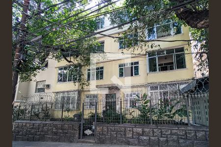 Apartamento à venda com 61m², 1 quarto e sem vaga Apartamento à venda com 61m², 1 quarto e sem vagaFachada do Prédio