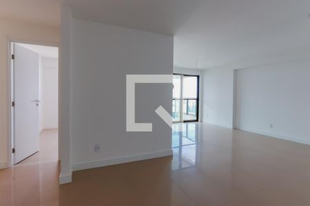 Sala de apartamento para alugar com 5 quartos, 135m² em Madalena, Recife