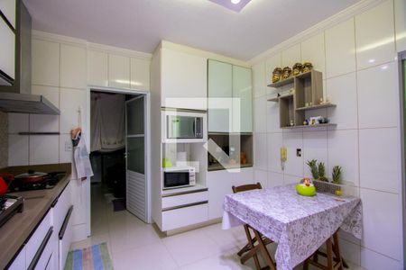 Apartamento à venda com 132m², 3 quartos e 2 vagasCozinha