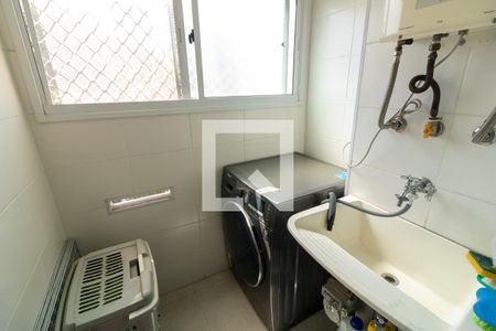 Apartamento à venda com 42m², 2 quartos e 1 vaga Apartamento à venda com 42m², 2 quartos e 1 vagaCozinha e Área de Serviço