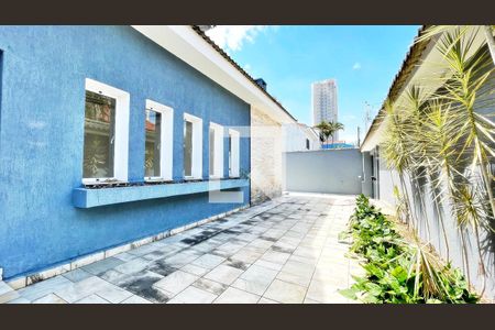 Casa à venda com 826m², 5 quartos e 12 vagas Casa à venda com 826m², 5 quartos e 12 vagasÁrea Externa