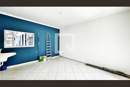 Casa à venda com 826m², 5 quartos e 12 vagas Casa à venda com 826m², 5 quartos e 12 vagasÁrea de Serviço
