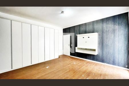 Casa à venda com 826m², 5 quartos e 12 vagas Casa à venda com 826m², 5 quartos e 12 vagasSuíte 1