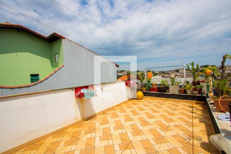 Casa à venda com 280m², 2 quartos e 2 vagasQuintal
