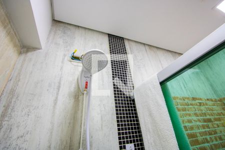 Casa à venda com 280m², 2 quartos e 2 vagasBanheiro do quarto 1