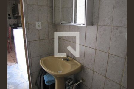 Casa à venda com 200m², 3 quartos e 3 vagasBanheiro casa 1