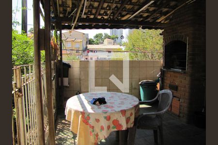 Casa à venda com 200m², 3 quartos e 3 vagasQuintal