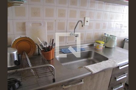 Casa à venda com 200m², 3 quartos e 3 vagasCozinha casa 1