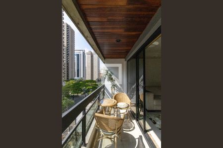 Varanda da Sala de apartamento à venda com 3 quartos, 125m² em Itaim Bibi, São Paulo