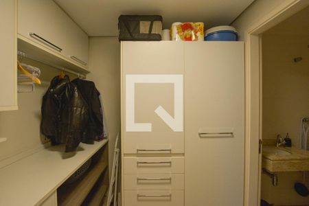 Apartamento à venda com 270m², 6 quartos e 4 vagasQuarto de Serviço