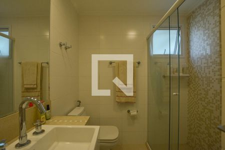 Apartamento à venda com 270m², 6 quartos e 4 vagasBanheiro da Suíte 4