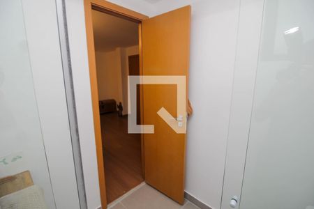 Banheiro de kitnet/studio para alugar com 1 quarto, 34m² em Centro, Rio de Janeiro