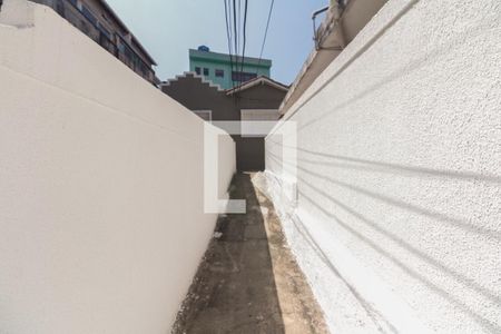 Casa de condomínio para alugar com 48m², 1 quarto e sem vaga Casa de condomínio para alugar com 48m², 1 quarto e sem vagaEntrada