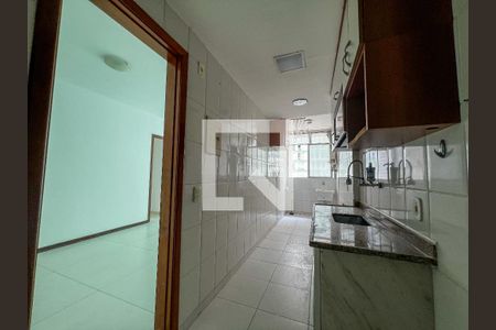 Apartamento à venda com 80m², 2 quartos e 1 vagaCozinha