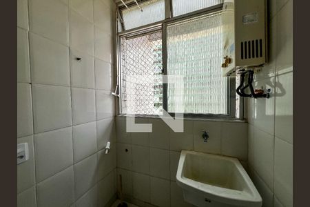 Apartamento à venda com 80m², 2 quartos e 1 vagaÁrea de Serviço