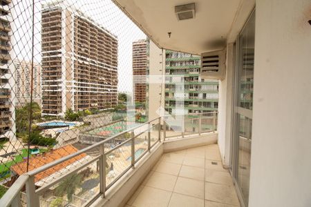 Apartamento à venda com 80m², 2 quartos e 1 vagaVaranda da Suíte
