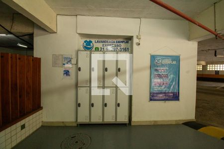 Apartamento à venda com 80m², 2 quartos e 1 vagaÁrea Comum - Lavanderia 