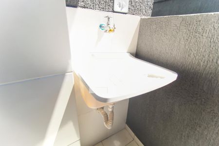 Área de Serviço de apartamento para alugar com 2 quartos, 40m² em Vila Campanela, São Paulo