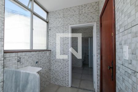 Apartamento à venda com 70m², 2 quartos e 1 vagaÁrea de Serviço