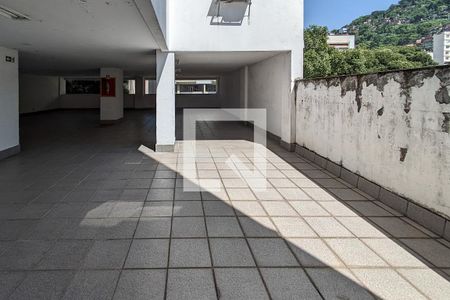 Apartamento à venda com 70m², 2 quartos e 1 vagaÁrea comum - Playground