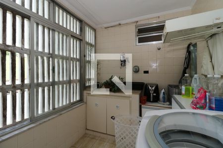 Apartamento à venda com 108m², 3 quartos e 1 vagaÁrea de Serviço