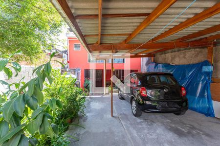 Casa à venda com 85m², 2 quartos e 3 vagas Casa à venda com 85m², 2 quartos e 3 vagasGaragem / quintal