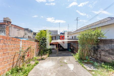 Casa à venda com 85m², 2 quartos e 3 vagas Casa à venda com 85m², 2 quartos e 3 vagasQuintal