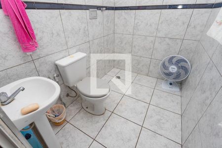 Banheiro da suíte 1 de casa à venda com 2 quartos, 85m² em Conceição, Diadema