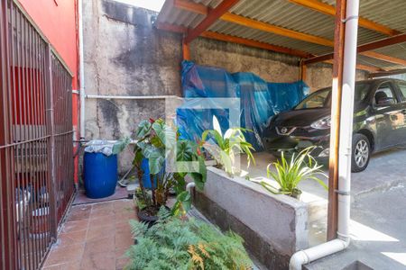 Casa à venda com 85m², 2 quartos e 3 vagas Casa à venda com 85m², 2 quartos e 3 vagasGaragem / quintal