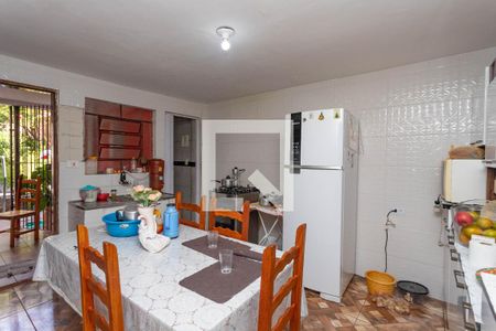 Casa à venda com 85m², 2 quartos e 3 vagas Casa à venda com 85m², 2 quartos e 3 vagasCozinha