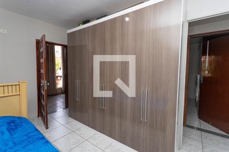 Casa à venda com 85m², 2 quartos e 3 vagas Casa à venda com 85m², 2 quartos e 3 vagasQuarto 2 - suíte