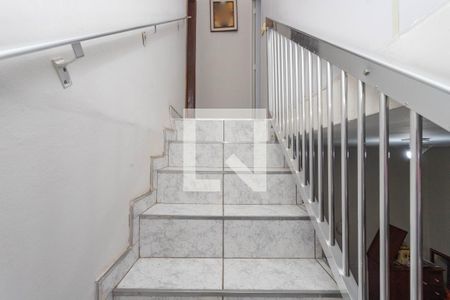 Escada de casa à venda com 2 quartos, 85m² em Conceição, Diadema