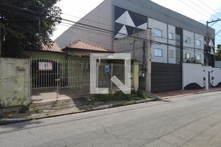 Casa à venda com 138m², 3 quartos e 2 vagasFachada