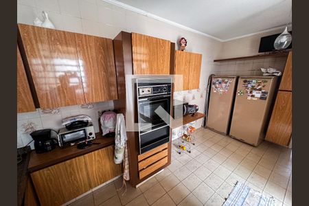 Casa para alugar com 762m², 5 quartos e 8 vagas Casa para alugar com 762m², 5 quartos e 8 vagasCozinha - Armários