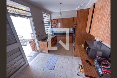 Casa para alugar com 762m², 5 quartos e 8 vagas Casa para alugar com 762m², 5 quartos e 8 vagasCozinha - Armários