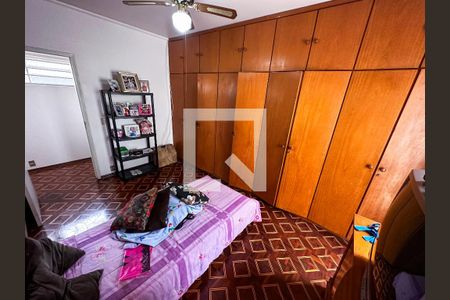 Casa para alugar com 762m², 5 quartos e 8 vagas Casa para alugar com 762m², 5 quartos e 8 vagasQuarto 2 - Armários