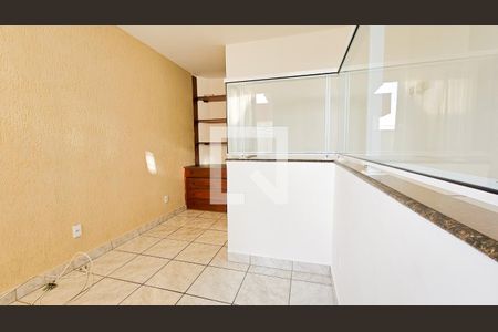 Sala de apartamento para alugar com 3 quartos, 74m² em Santa Amelia, Belo Horizonte