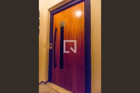 Apartamento à venda com 131m², 3 quartos e 2 vagasHall de entrada