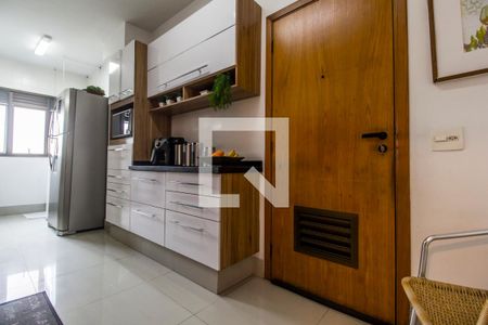 Apartamento à venda com 131m², 3 quartos e 2 vagasCozinha