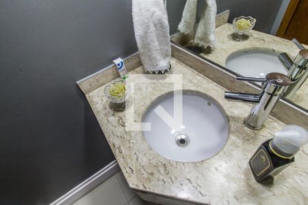 Apartamento à venda com 131m², 3 quartos e 2 vagasDetalhe do banheiro