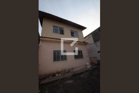 Apartamento para alugar com 200m², 2 quartos e sem vagaFachada