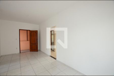 Sala de apartamento para alugar com 2 quartos, 200m² em Bento Ribeiro, Rio de Janeiro