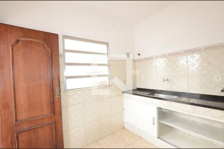 Apartamento para alugar com 200m², 2 quartos e sem vagaCozinha