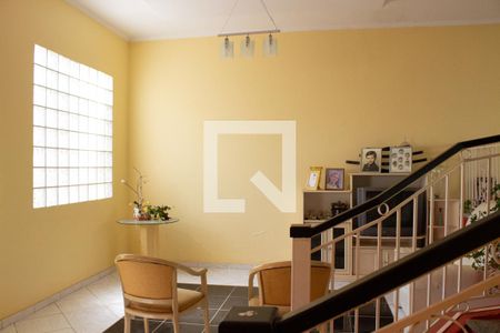 Sala de casa de condomínio à venda com 4 quartos, 250m² em Sousas, Campinas