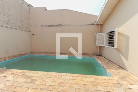 Casa para alugar com 159m², 2 quartos e 3 vagasQuintal