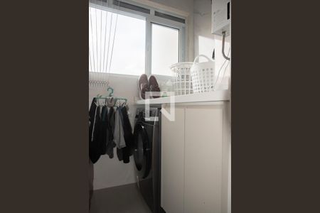 Apartamento à venda com 73m², 3 quartos e 1 vagaÁrea de Serviço