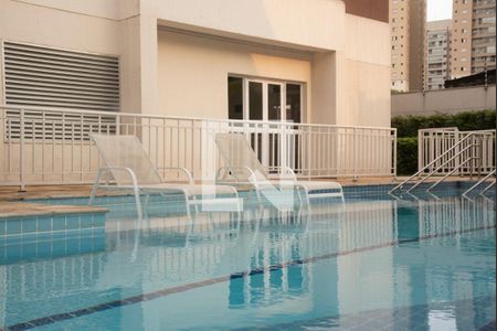 Apartamento à venda com 73m², 3 quartos e 1 vagaÁrea comum - Piscina