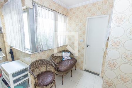 Apartamento à venda com 76m², 2 quartos e 1 vagaÁrea de Serviço