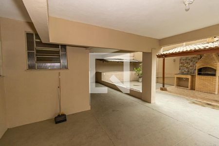 Apartamento à venda com 76m², 2 quartos e 1 vagaÁrea comum