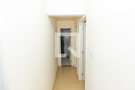 Apartamento à venda com 76m², 2 quartos e 1 vagaCorredor